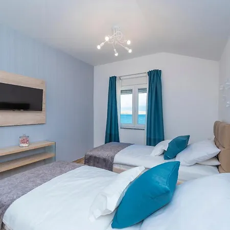 Apartment Luxury - La 5& 6 *