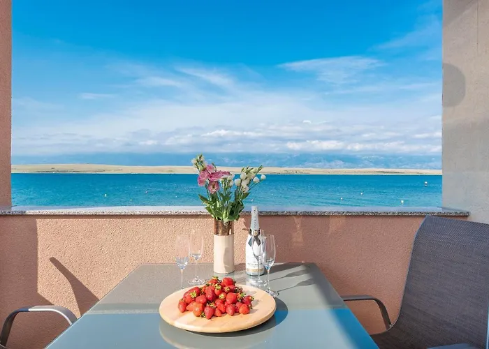 Luxury - La 5& 6 * Vir