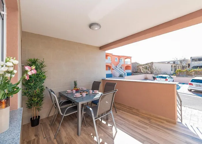 Apartment Luxury - La 5& 6 *