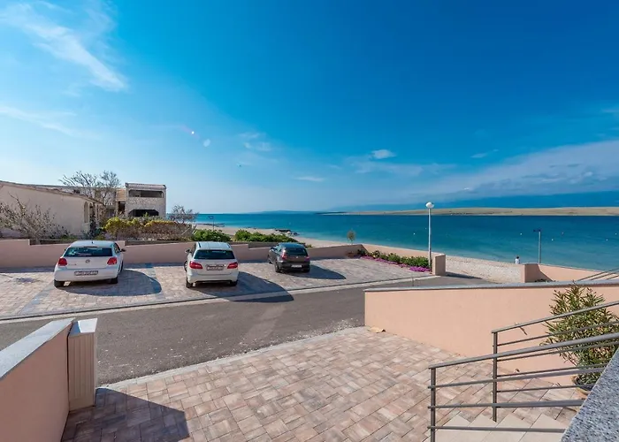 Luxury - La 5& 6 Apartment Vir