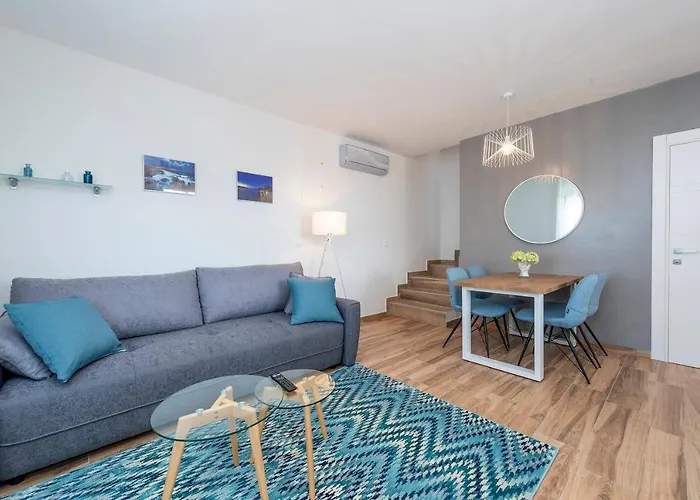 Luxury - La 5& 6 Apartment