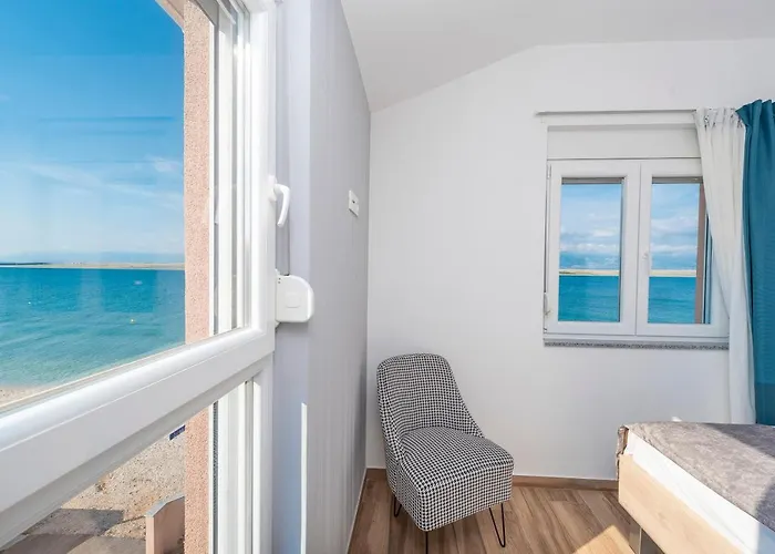 Luxury - La 5& 6 Apartment