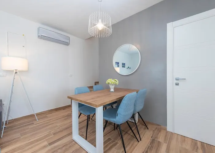 Luxury - La 5& 6 Vir