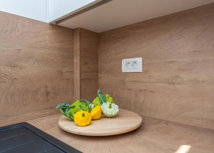 Luxury - La 5& 6 Apartment