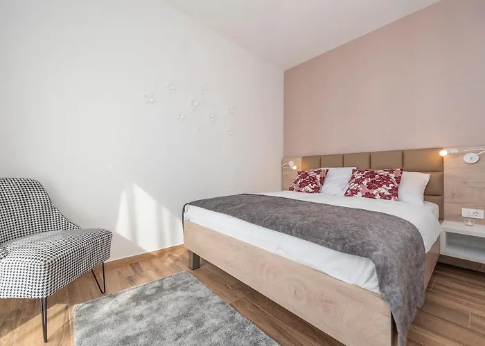 Luxury - La 5& 6 Lejlighed Vir