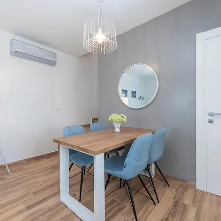 Luxury - La 5& 6 Vir